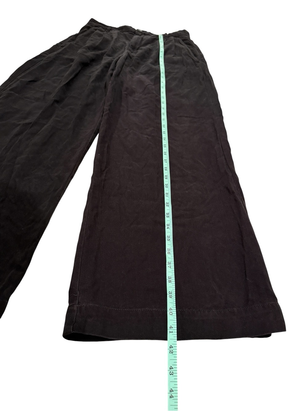 Everlane The Trouser in Buttersoft - Black - Picture 8 of 16